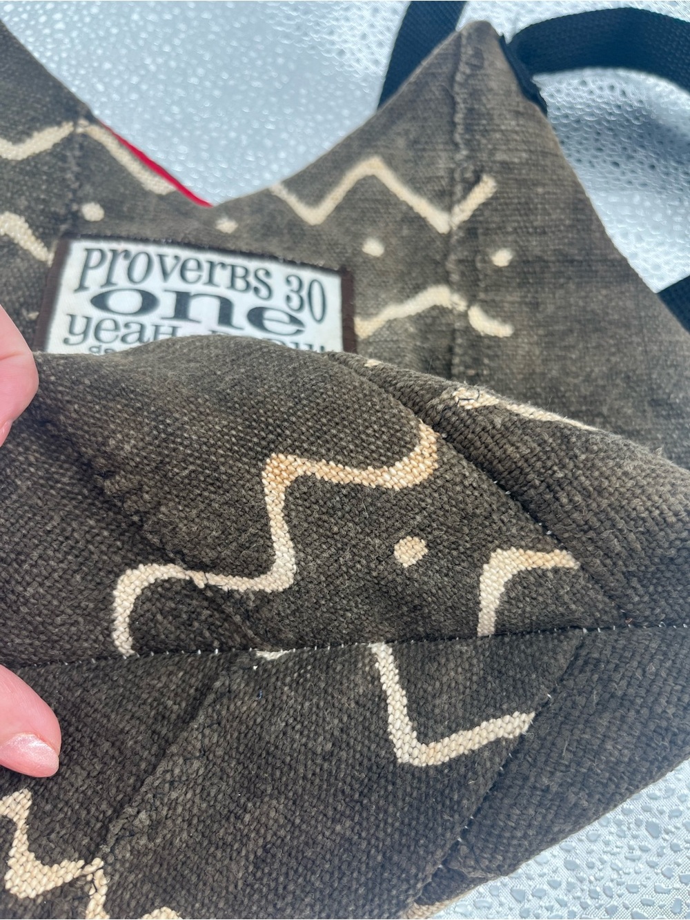 Beth Ritter-Perry PROVERBS 30 One Yeah Baby African Mudcloth Crossbody Bag - Picture 14 of 14